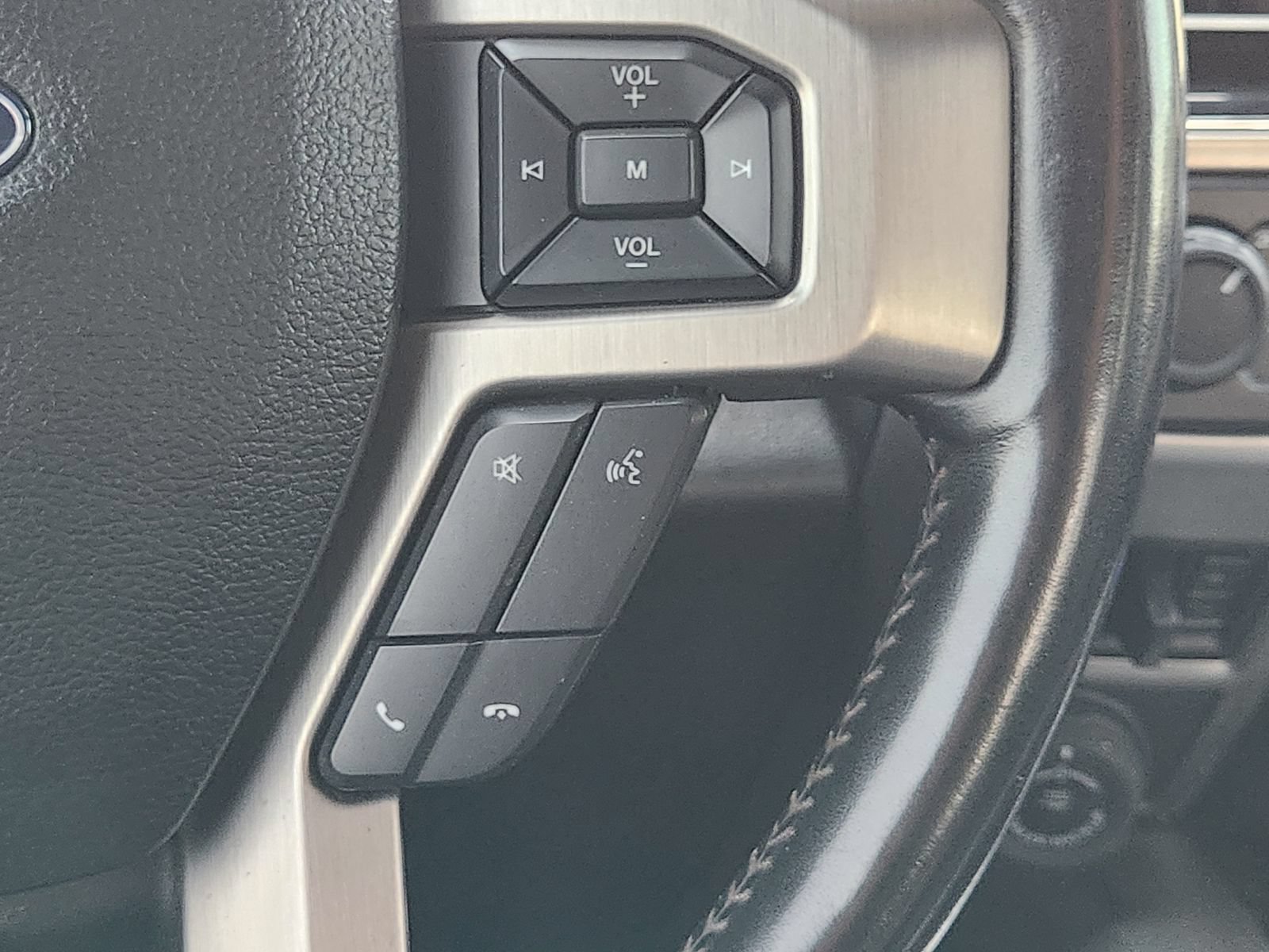 Used 2020 Ford F450 Platinum w/ FX4 Off-Road Package AWD/4WD image 31