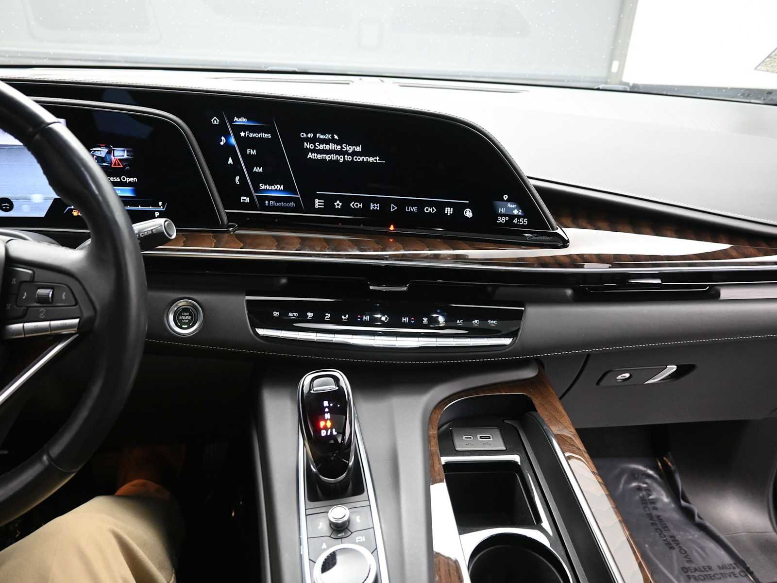 Used 2023 Cadillac Escalade Sport Platinum image 14