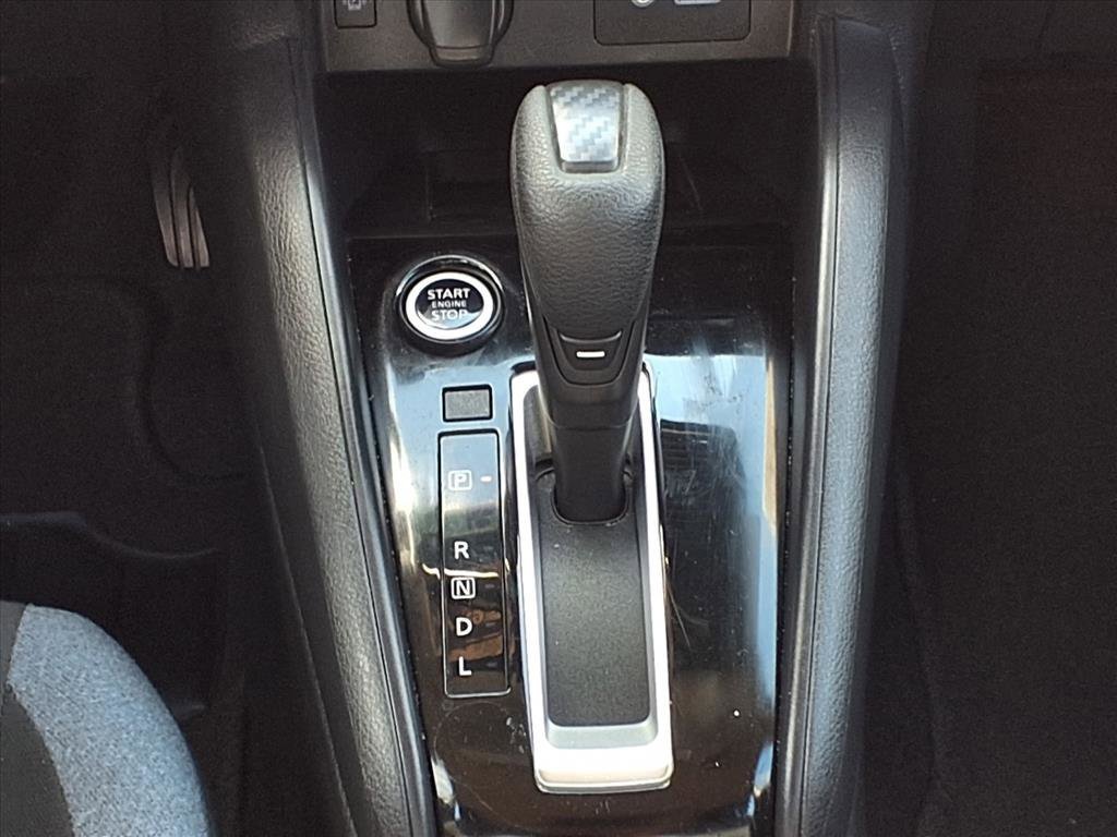 Used 2023 Nissan Versa SV image 16