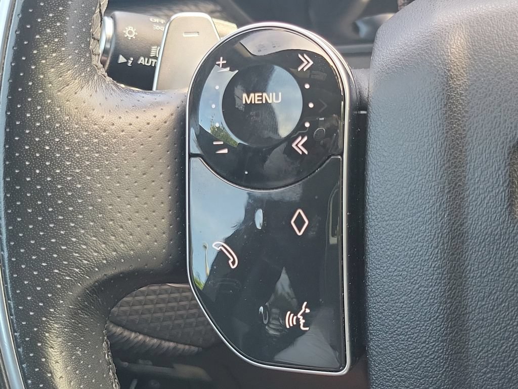 Used 2018 Land Rover Range Rover Velar R-Dynamic SE AWD/4WD image 29