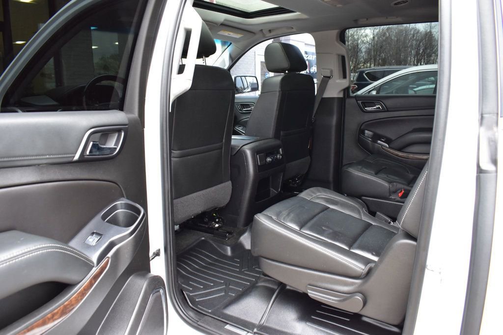 Used 2018 Chevrolet Suburban LT image 24