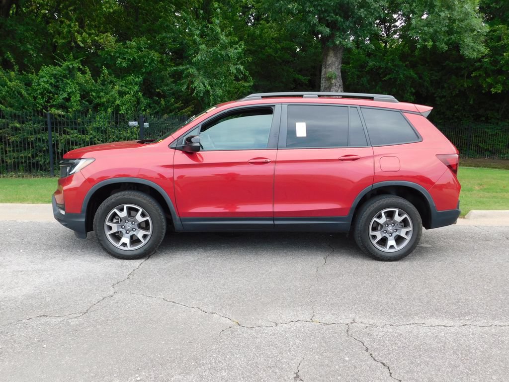 Certified 2022 Honda Passport TrailSport image 2