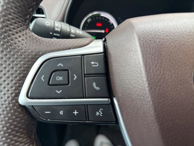 Certified 2024 Toyota Sienna Platinum image 24