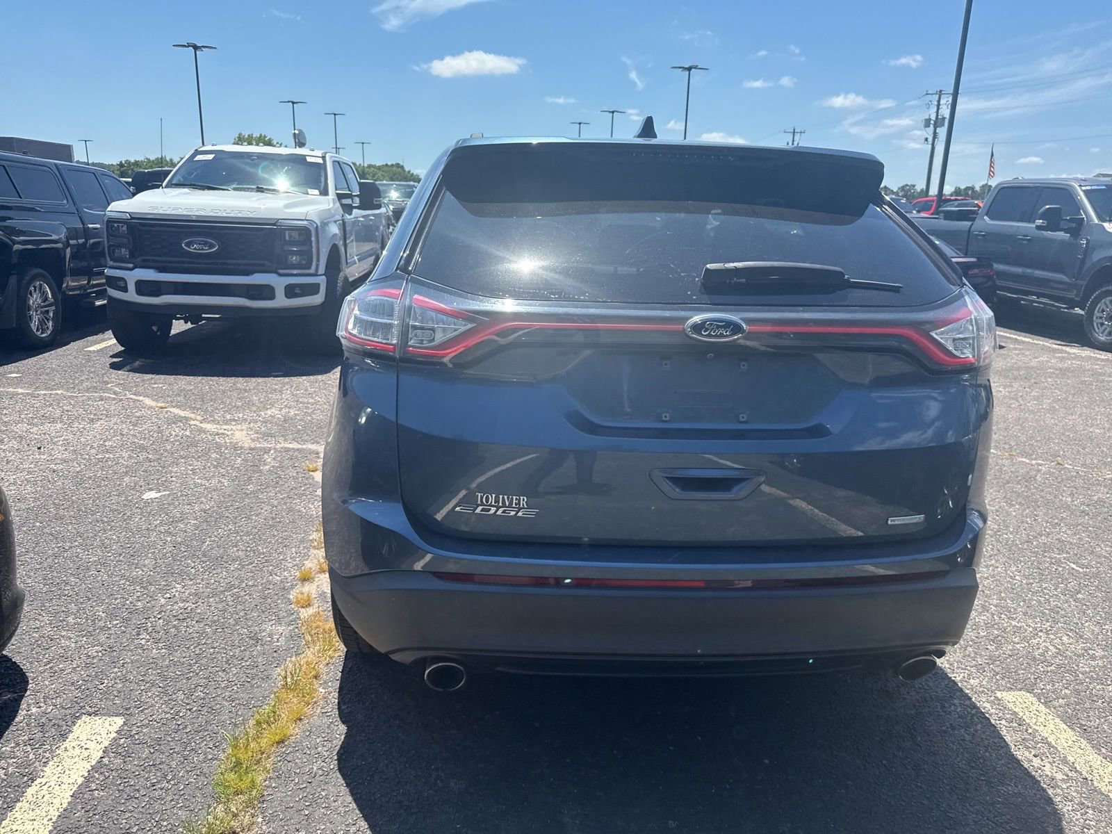 Used 2018 Ford Edge SE FWD image 6