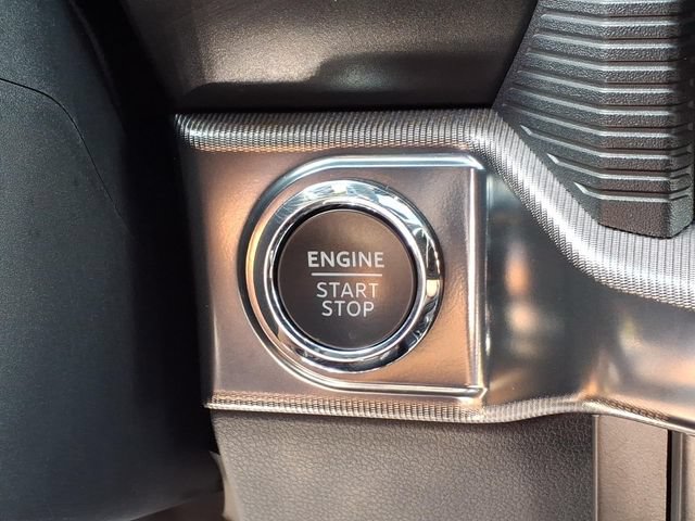 Used 2025 Ford F150 Raptor AWD/4WD image 29