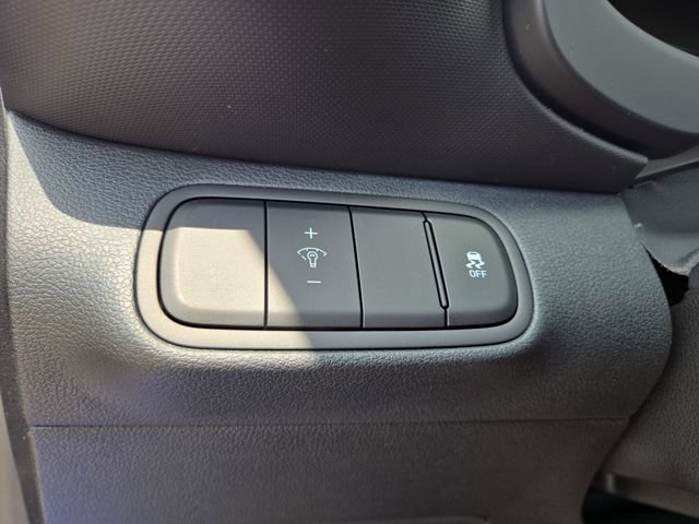 New 2026 Hyundai Venue SEL FWD image 21