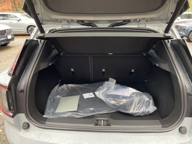 New 2026 Volvo EX30 Cross Country Ultra image 18