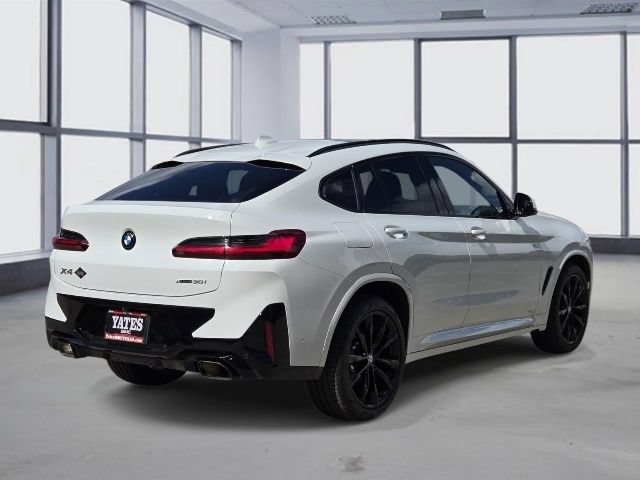 Used 2024 BMW X4 xDrive30i w/ Premium Package AWD/4WD image 6
