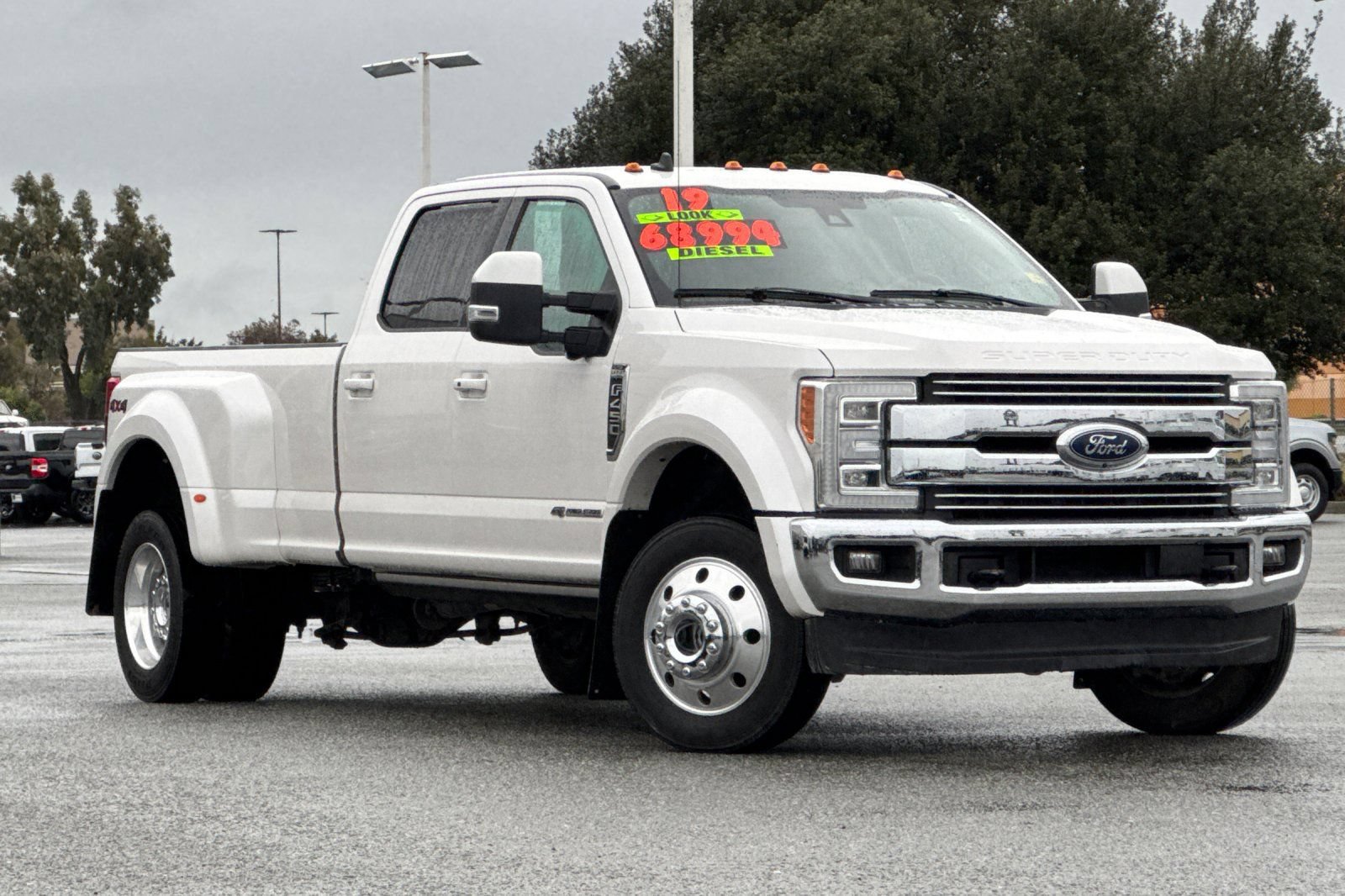 Used 2019 Ford F450 Lariat w/ Lariat Ultimate Package AWD/4WD image 2