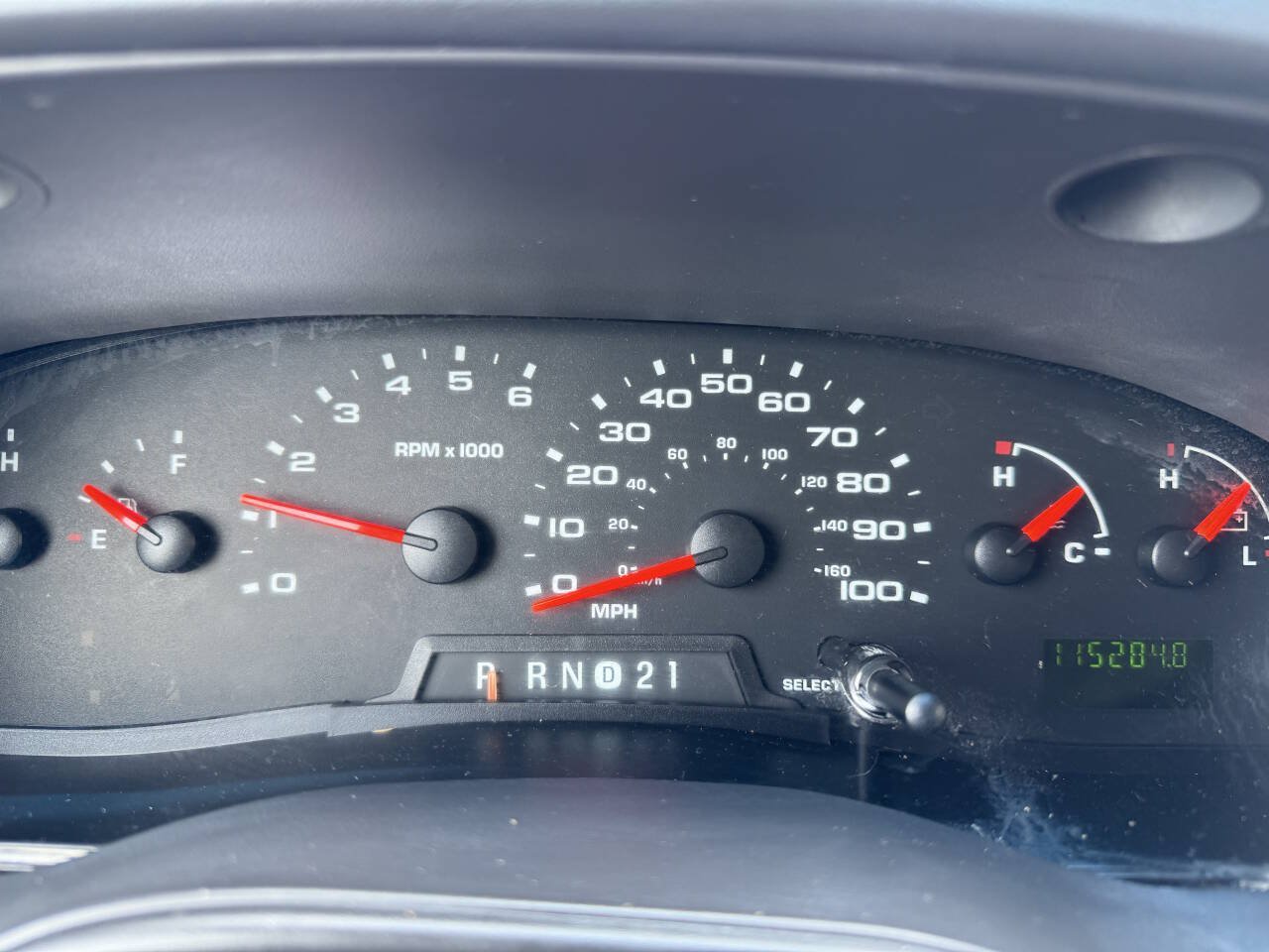 Used 2006 Ford E-350 and Econoline 350 XL RWD image 13