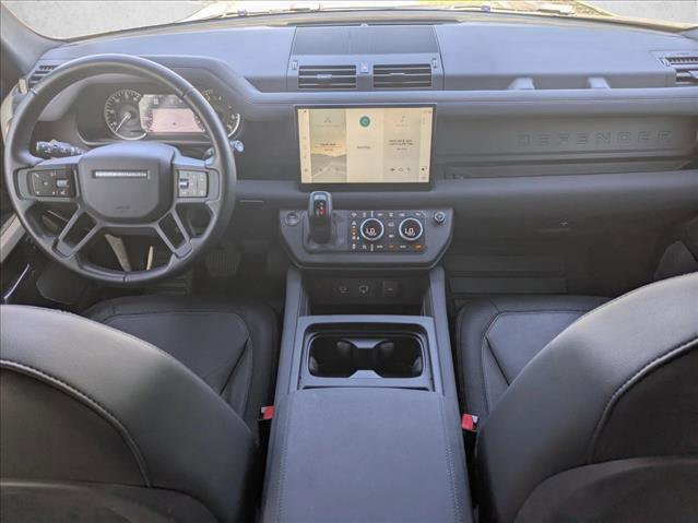 Used 2023 Land Rover Defender 130 X-Dynamic SE image 19