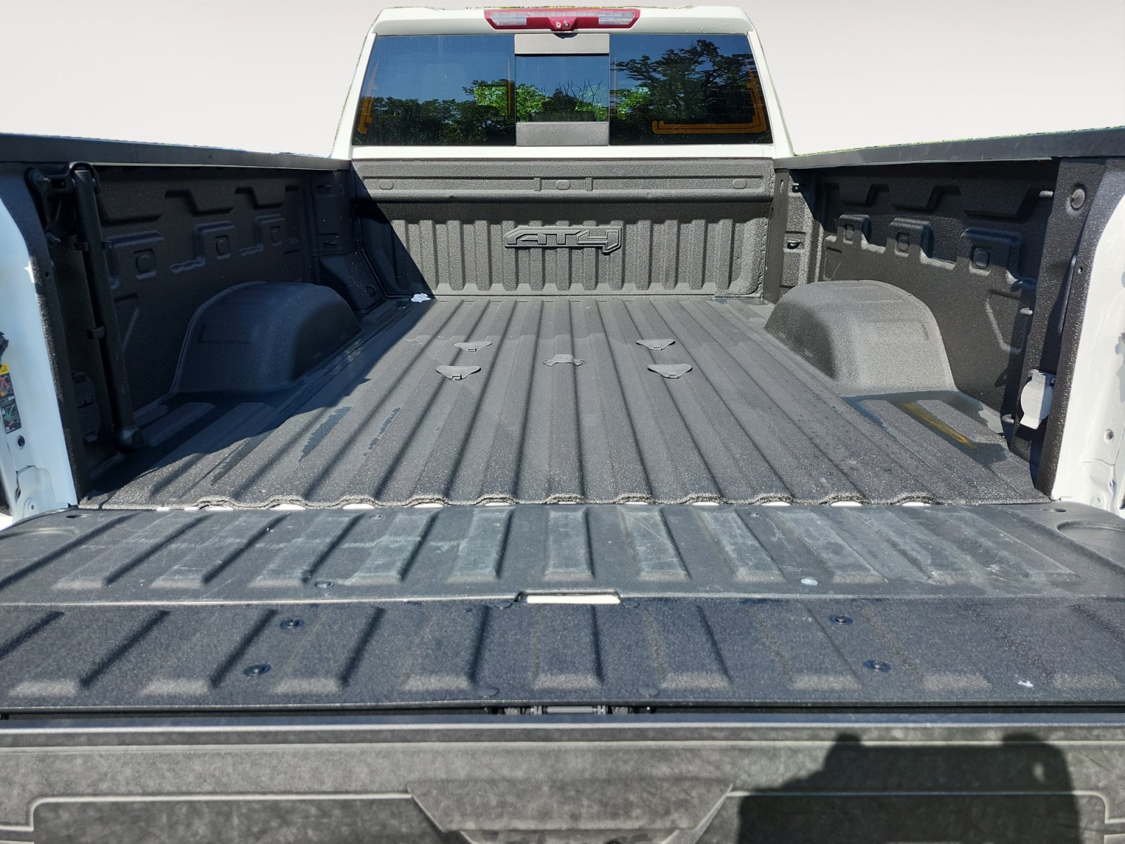 Used 2024 GMC Sierra 3500 AT4 w/ AT4 Premium Plus Package AWD/4WD image 15