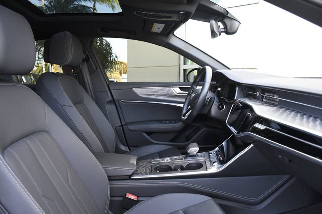 Used 2025 Audi A6 Premium Plus image 27