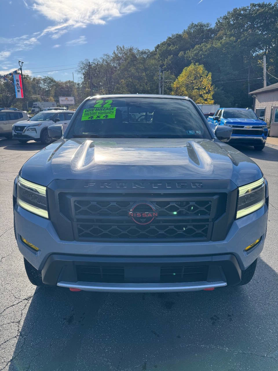 Used 2022 Nissan Frontier PRO-4X image 9