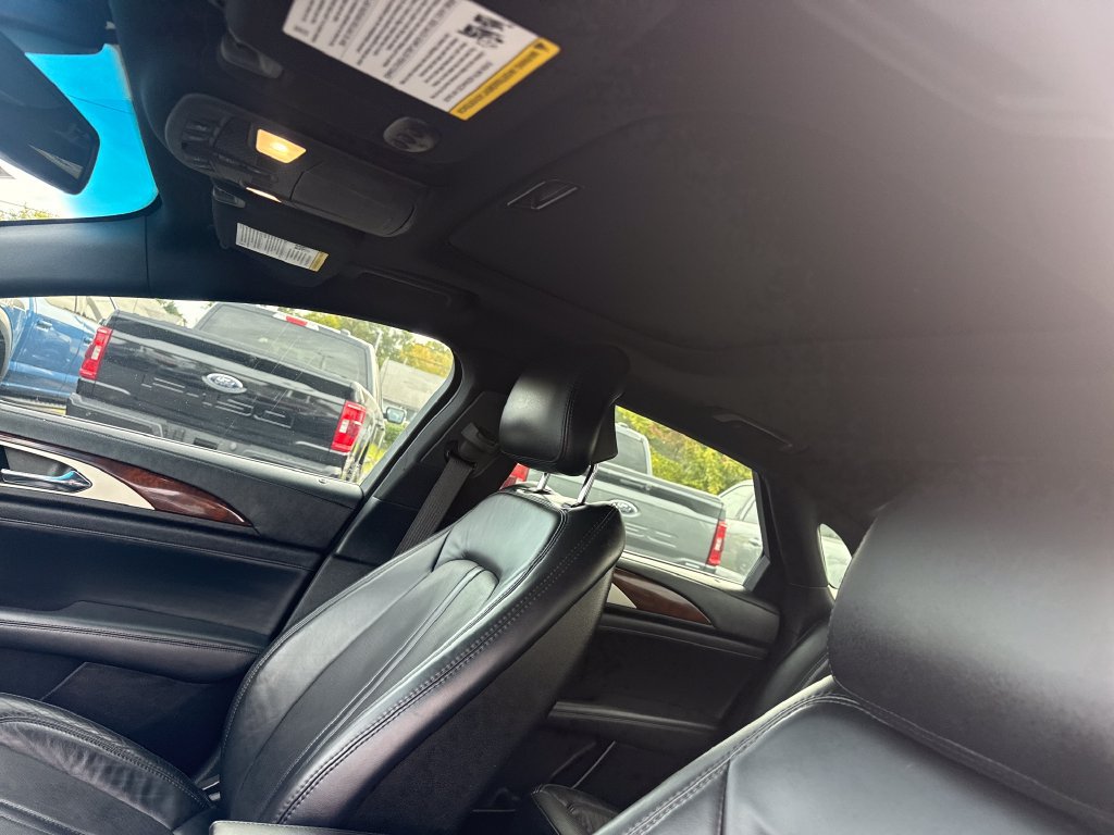 Used 2018 Lincoln MKZ Reserve w/ Magnetic Appearance Package FWD image 18
