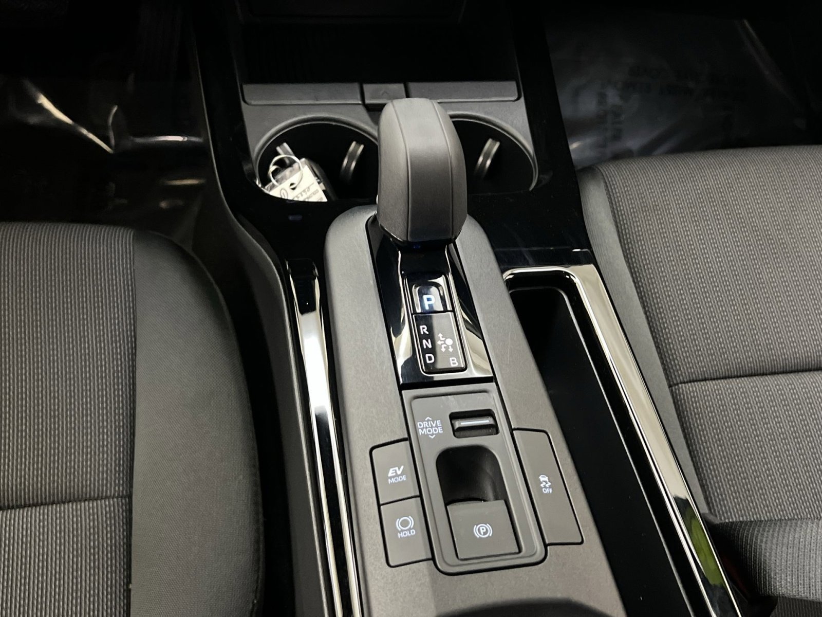 Used 2026 Toyota Prius LE image 20