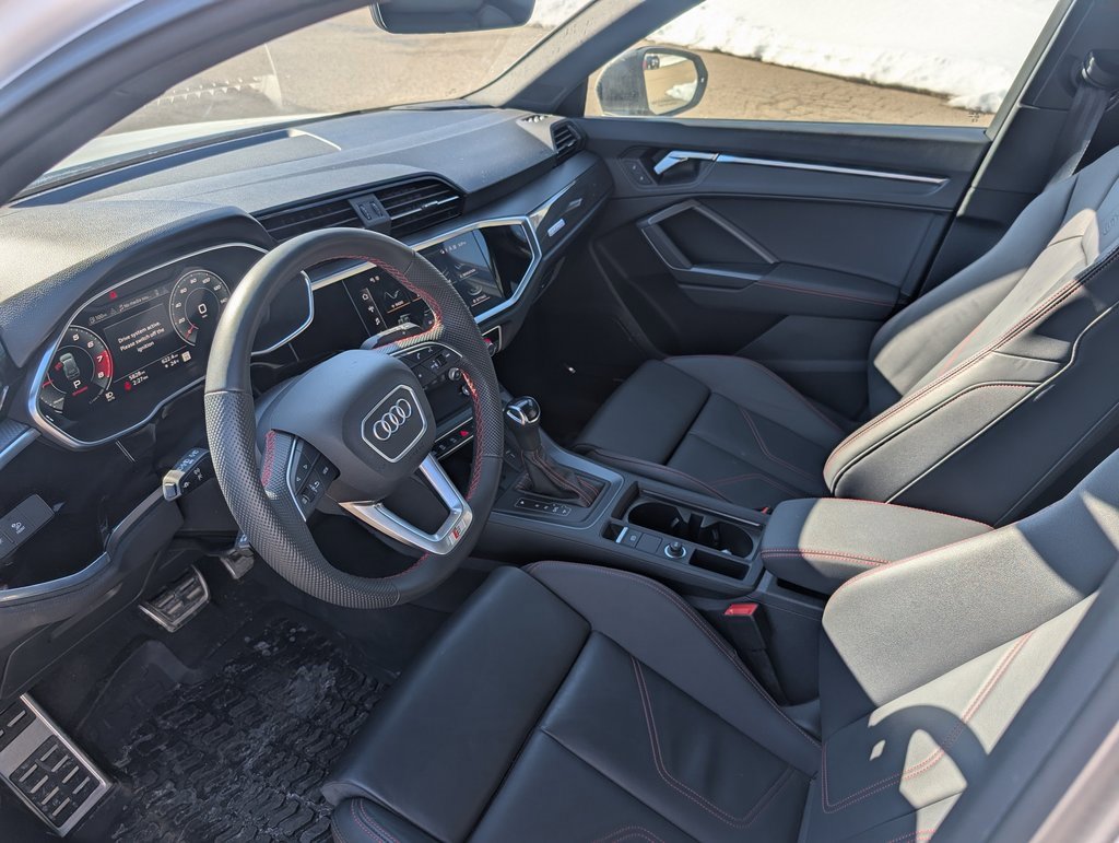 Used 2025 Audi Q3 2.0T Premium Plus image 18