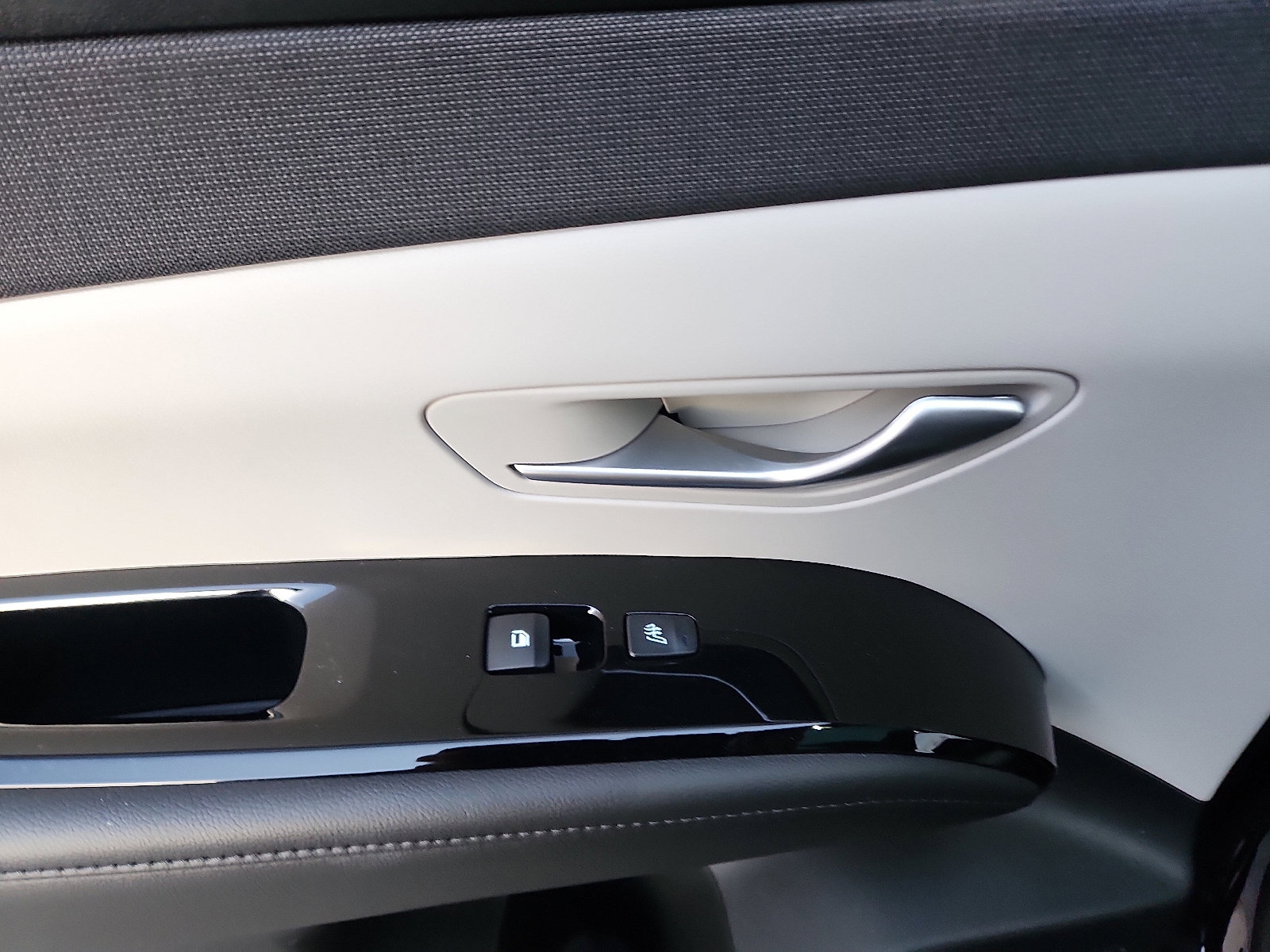 Used 2022 Hyundai Tucson Limited image 27