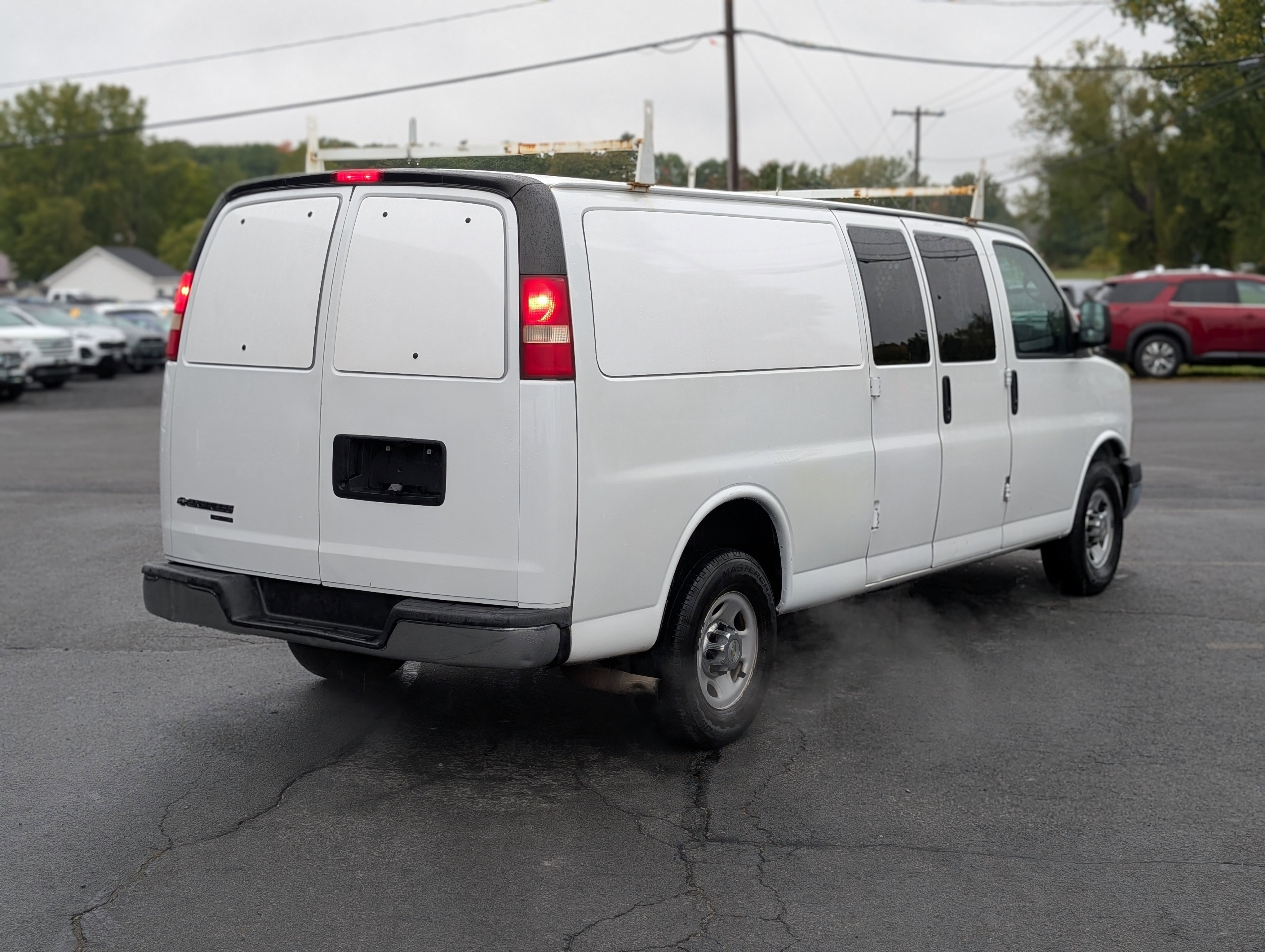 Used 2015 Chevrolet Express 3500 LT w/ LT Preferred Equipment Group image 9