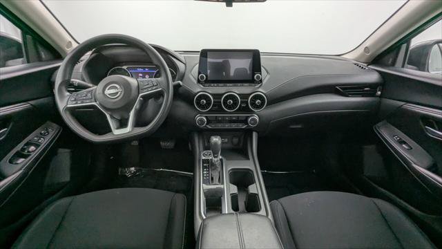 Used 2024 Nissan Sentra SV FWD image 24