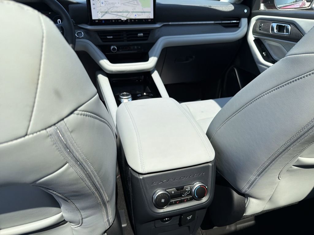 New 2026 Ford Explorer Platinum AWD/4WD image 27
