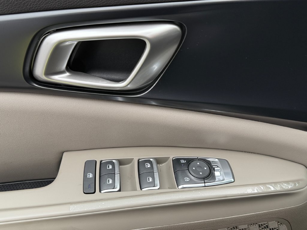 New 2026 Kia Carnival FWD image 11
