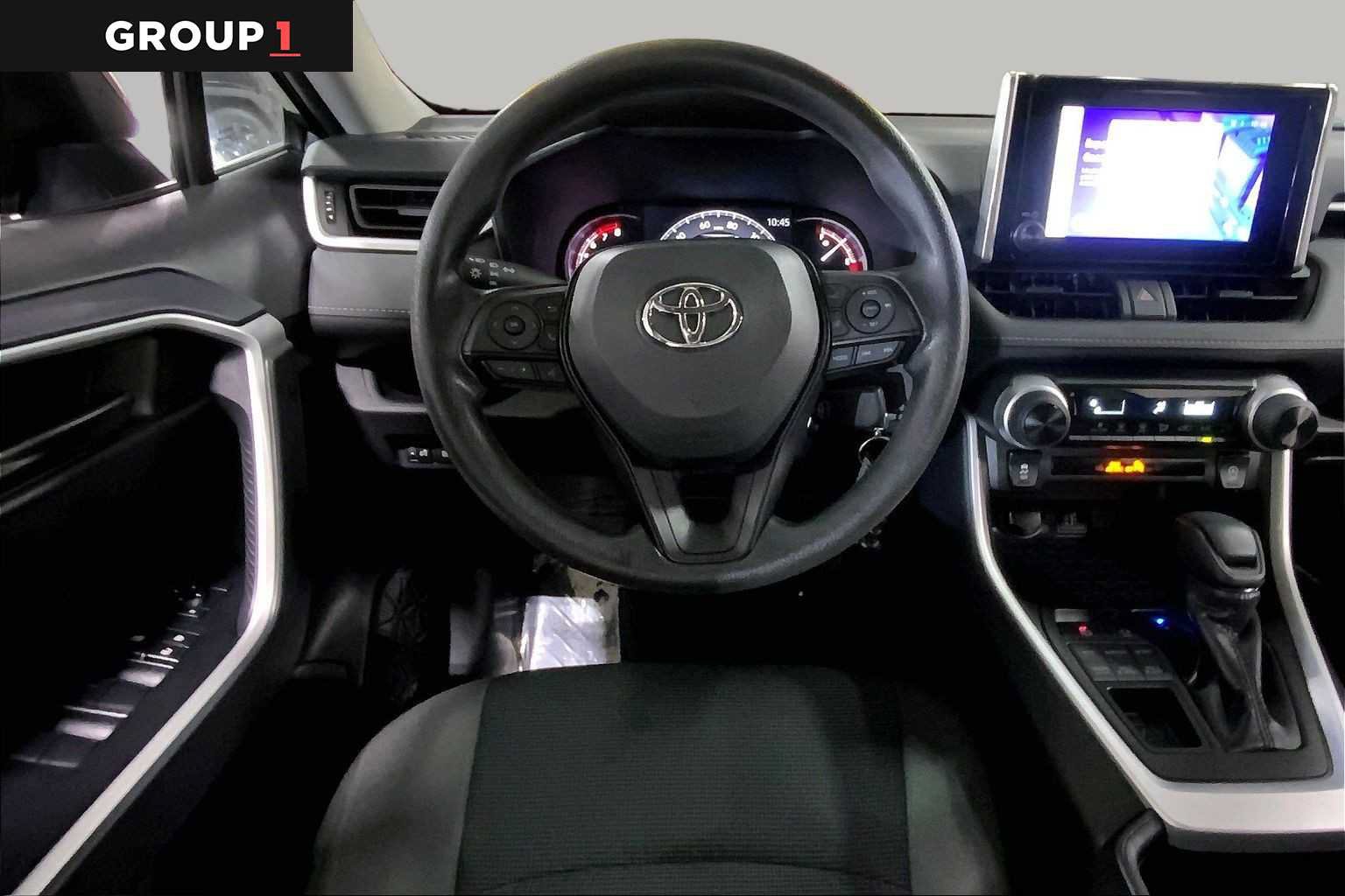 Used 2025 Toyota RAV4 LE AWD/4WD image 6