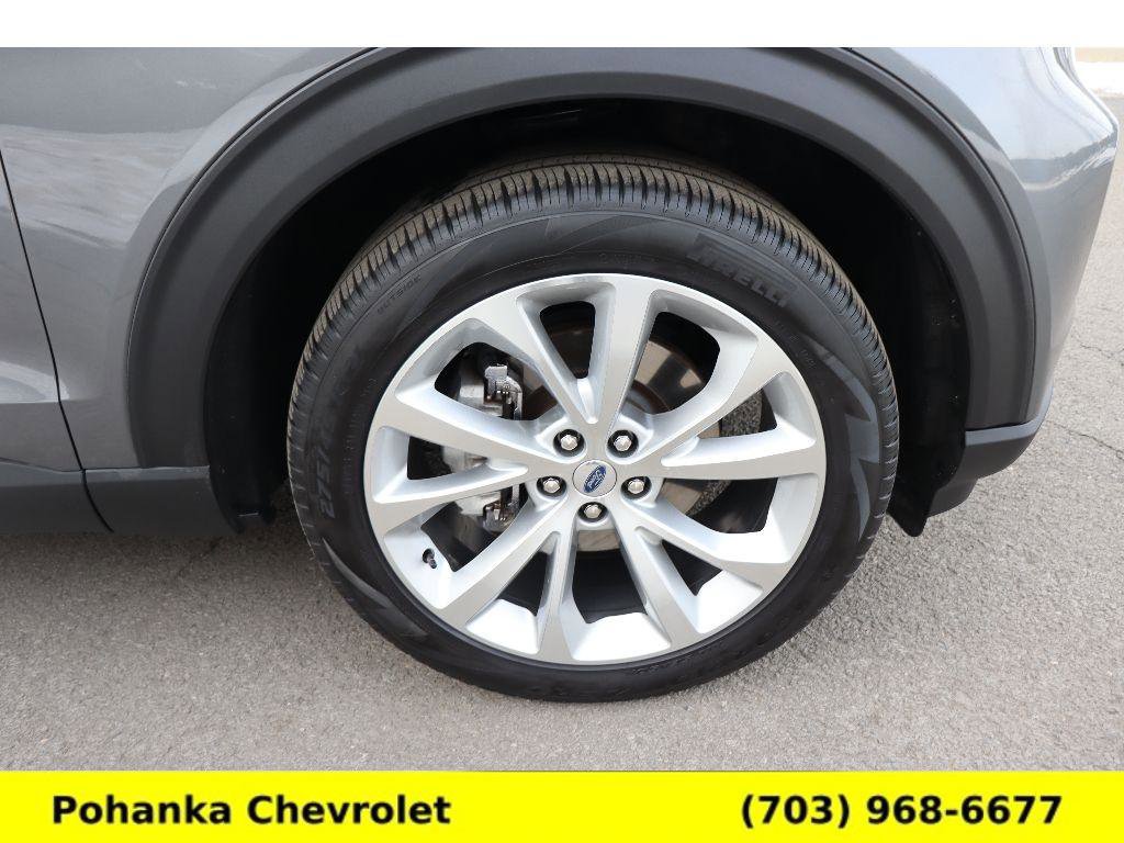 Used 2023 Ford Explorer Platinum w/ Technology Package image 31