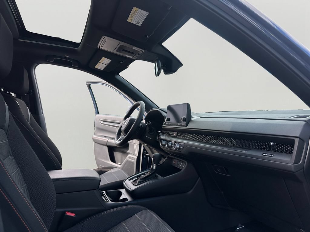 Used 2025 Honda CR-V Sport image 11
