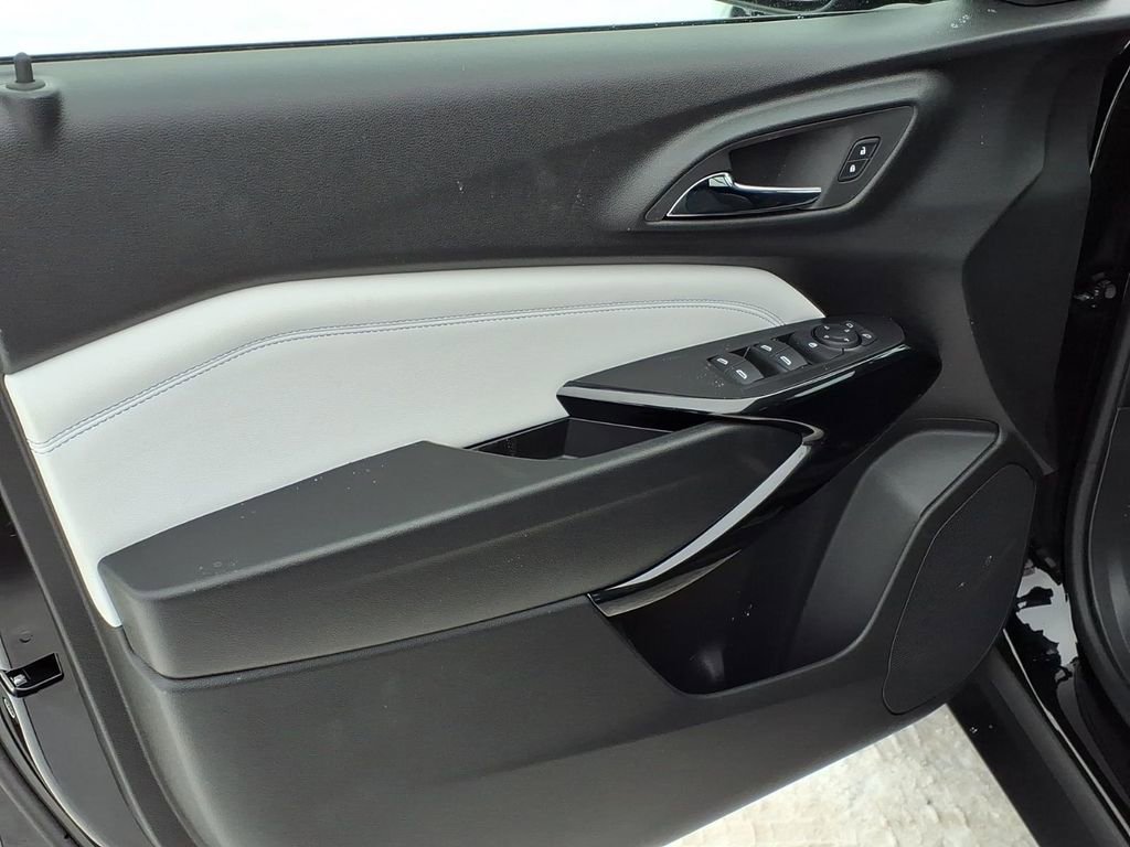 New 2026 Chevrolet Trax LT w/ Driver Confidence Package image 6