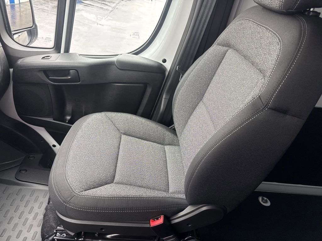 Used 2024 RAM ProMaster 2500 FWD image 24