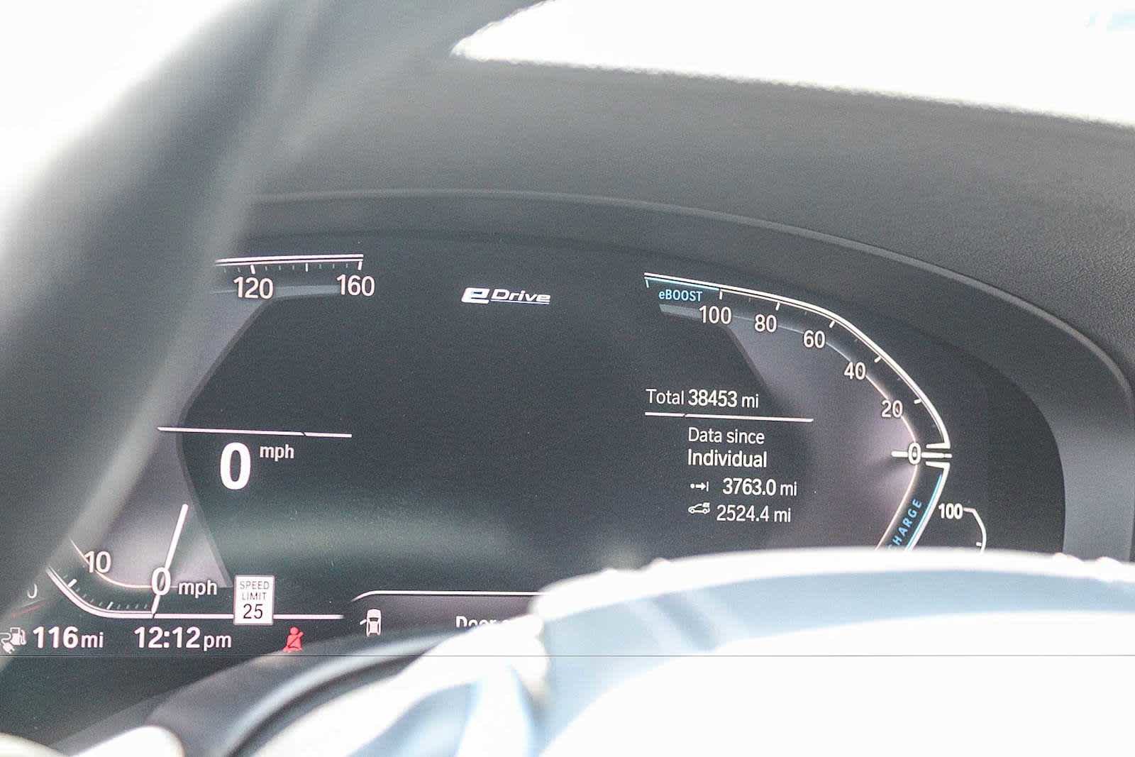 Used 2020 BMW 530e w/ Convenience Package RWD image 21
