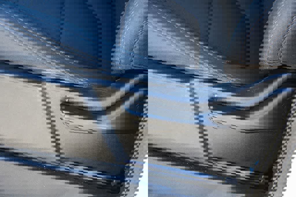 Used 2021 Chevrolet Silverado 1500 Custom Trail Boss AWD/4WD image 18