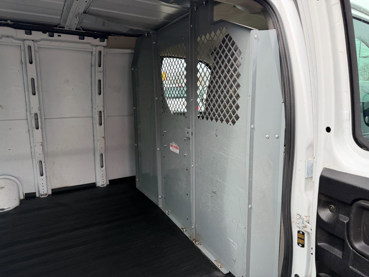 Used 2020 Chevrolet Express 2500 Extended w/ Communications Package image 27