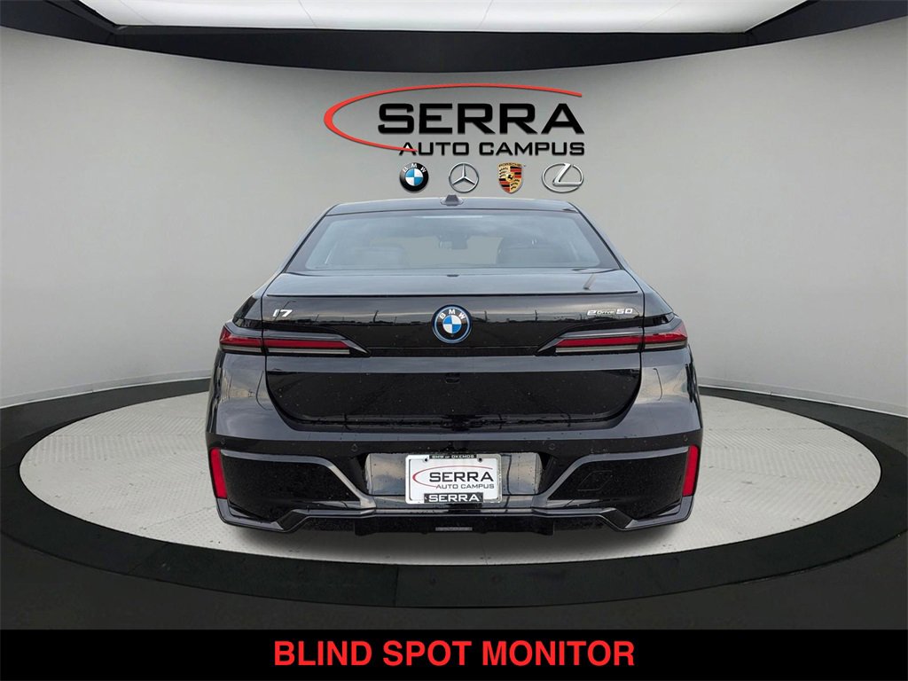 New 2025 BMW i7 eDrive50 w/ M Sport Package image 4