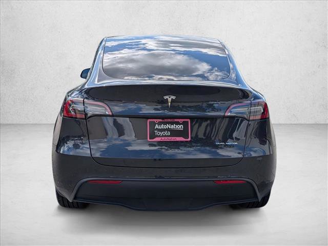 Used 2024 Tesla Model Y Long Range AWD/4WD image 7