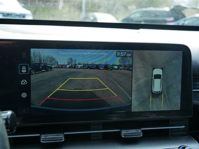 Used 2025 Hyundai Kona Limited AWD/4WD image 27