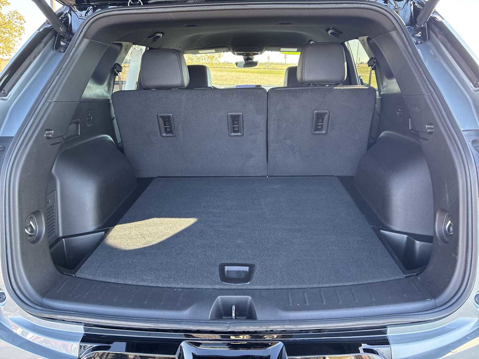 Used 2023 Chevrolet Blazer RS w/ Driver Confidence II Package image 25