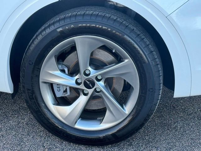 Used 2026 Genesis GV70 2.5T Select image 7