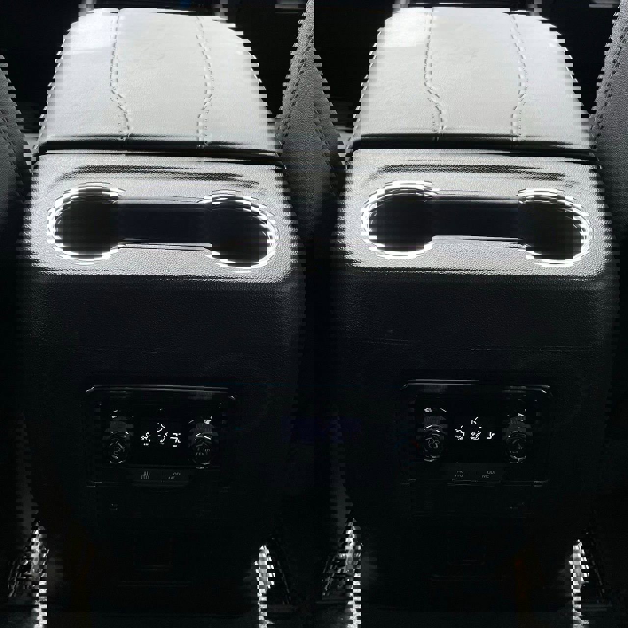 Certified 2025 Chevrolet Tahoe LT image 23