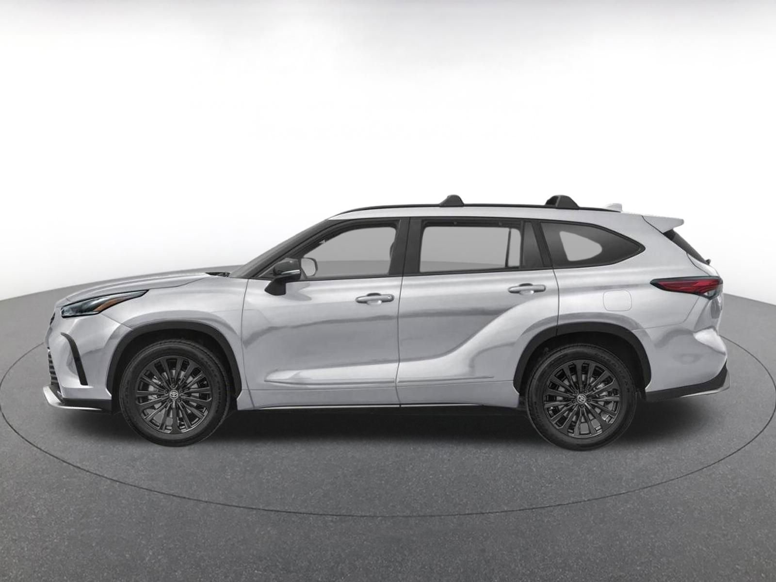 Used 2025 Toyota Highlander XSE AWD/4WD image 3