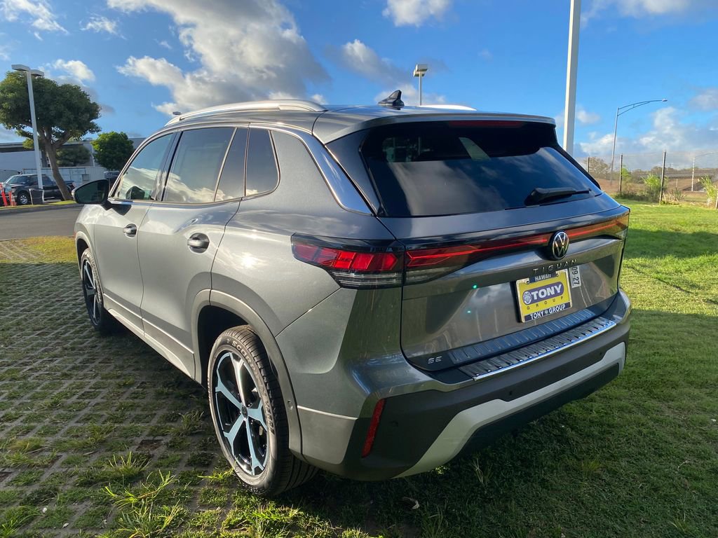 New 2025 Volkswagen Tiguan SE image 23