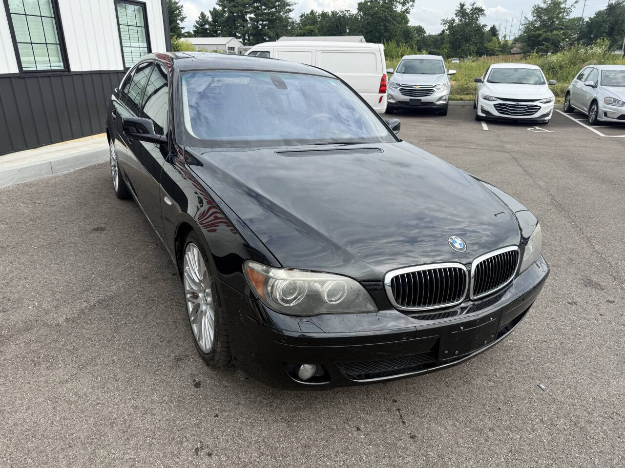 Used 2008 BMW 750i w/ Sport Pkg RWD image 4