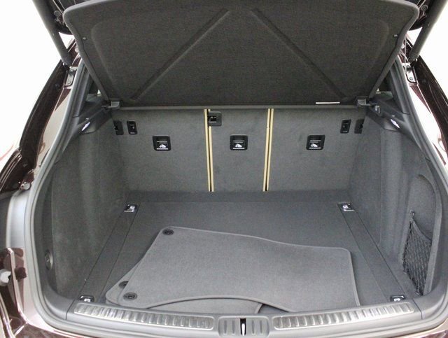 New 2024 Porsche Macan image 38