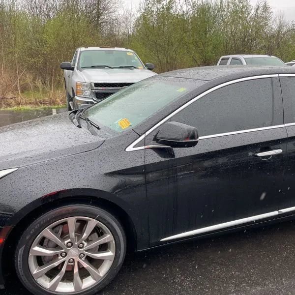 Used 2016 Cadillac XTS Luxury AWD/4WD image 2