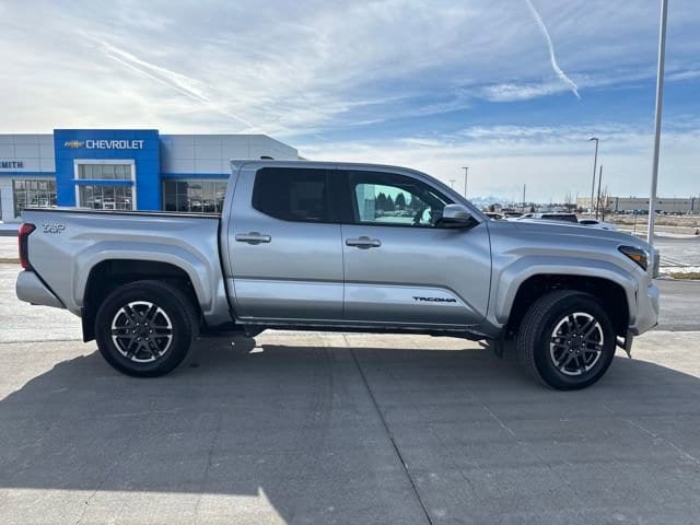 Used 2024 Toyota Tacoma TRD Sport AWD/4WD video 2