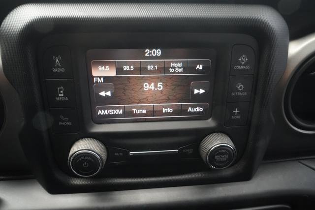 Used 2020 Jeep Wrangler Unlimited Sport image 21