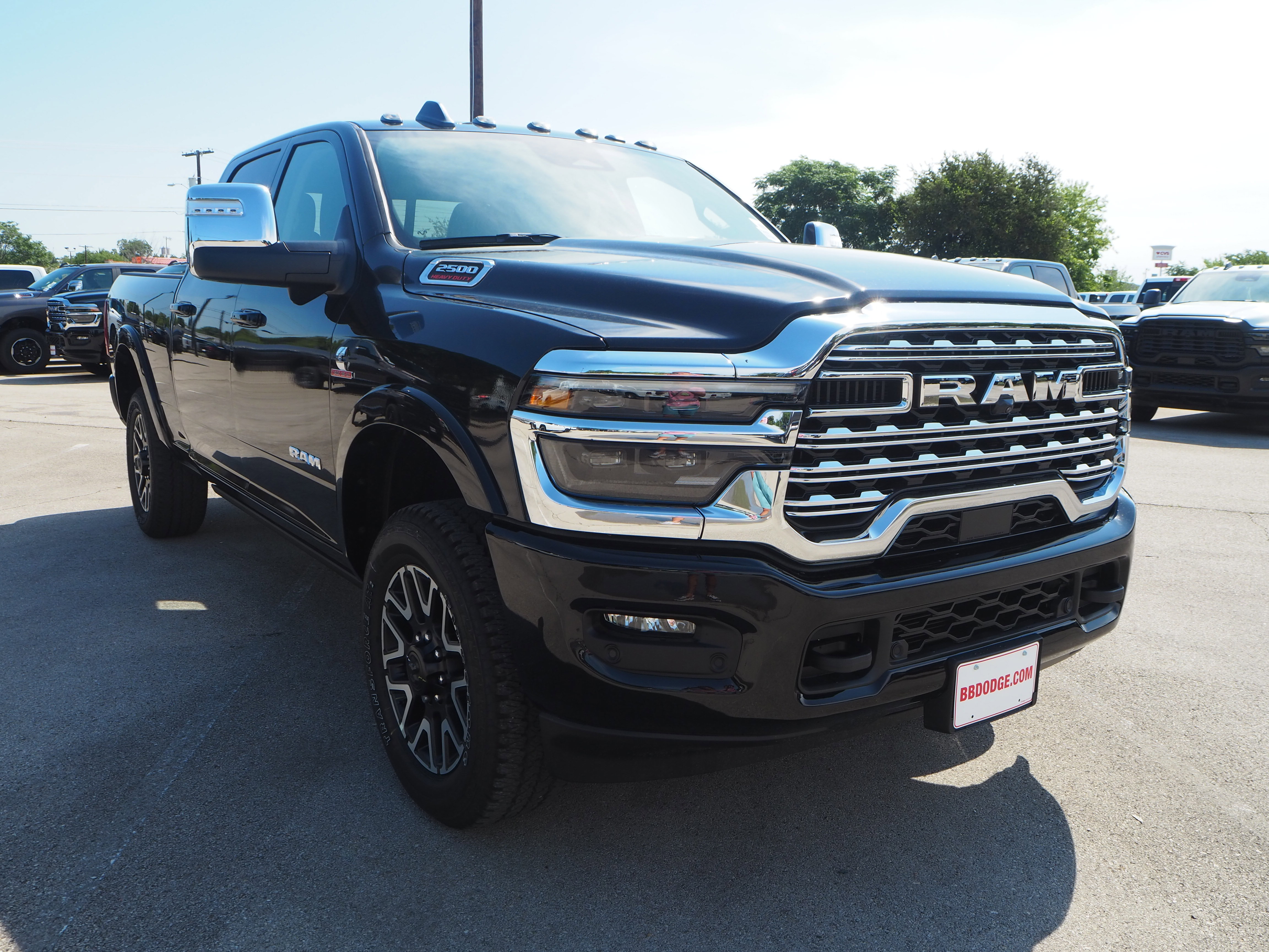 New 2025 RAM 2500 Limited AWD/4WD image 4