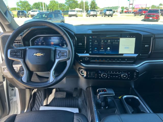 Certified 2024 Chevrolet Silverado 1500 LTZ AWD/4WD image 20