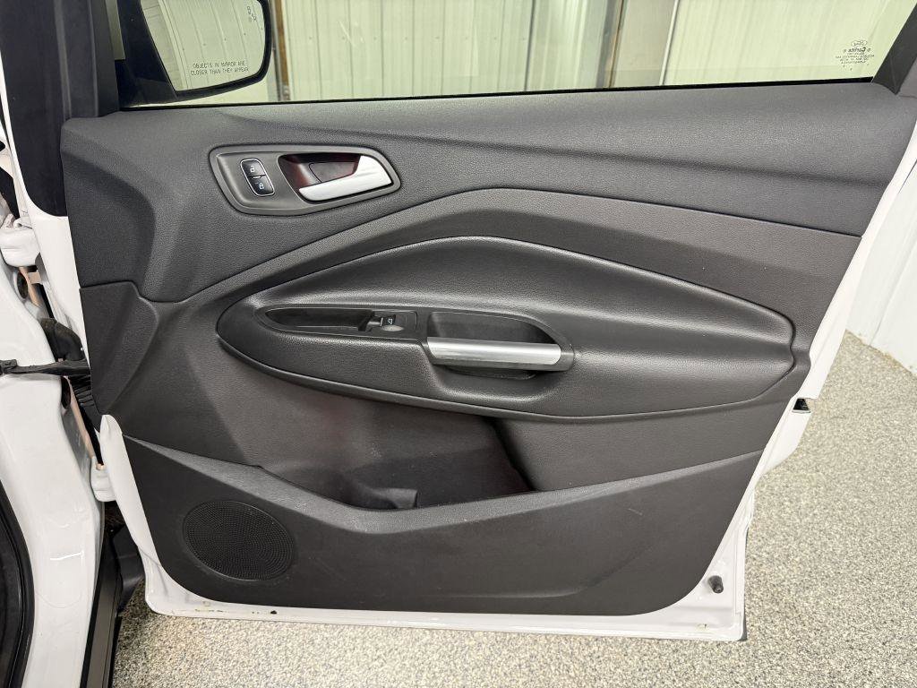 Used 2017 Ford Escape Titanium w/ Equipment Group 301A image 37